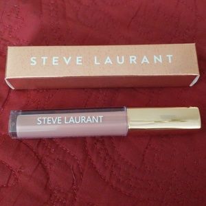 Steve Laurant lip gloss